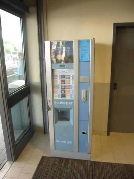 Automat Cafe+Co SK 2745